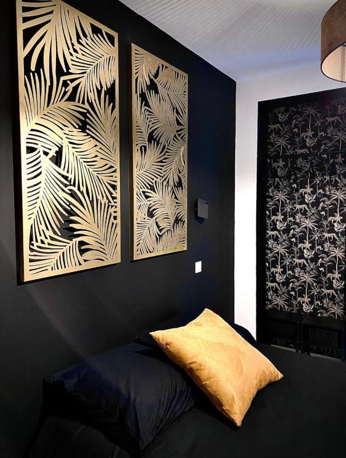Jungle Garage Prive Netflix Apartment Saint-Etienne  Exterior photo